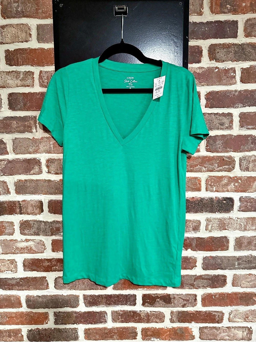 NWT J.Crew Slub Cotton Tee V-Neck Cotton Tee in Green Size Medium